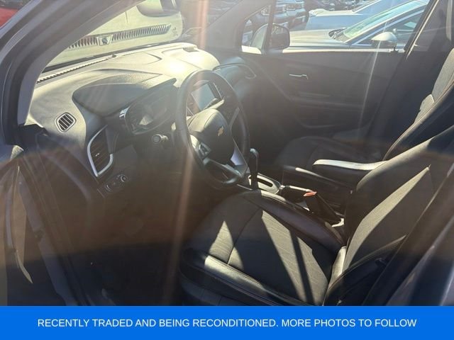 Used 2019 Steel Metallic Chevrolet LT image 3