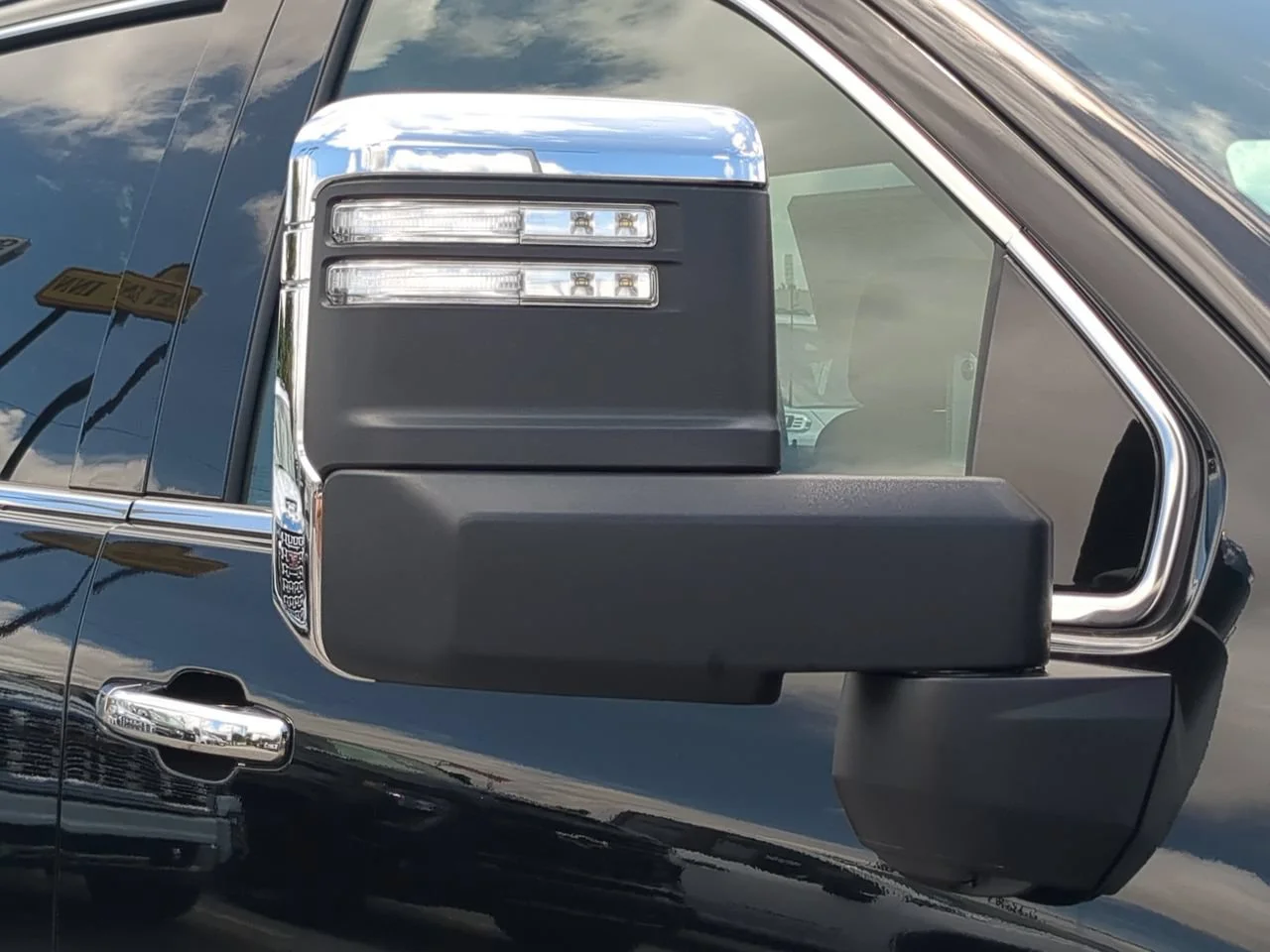 2026 GMC Sierra 2500HD Denali - Photo 11
