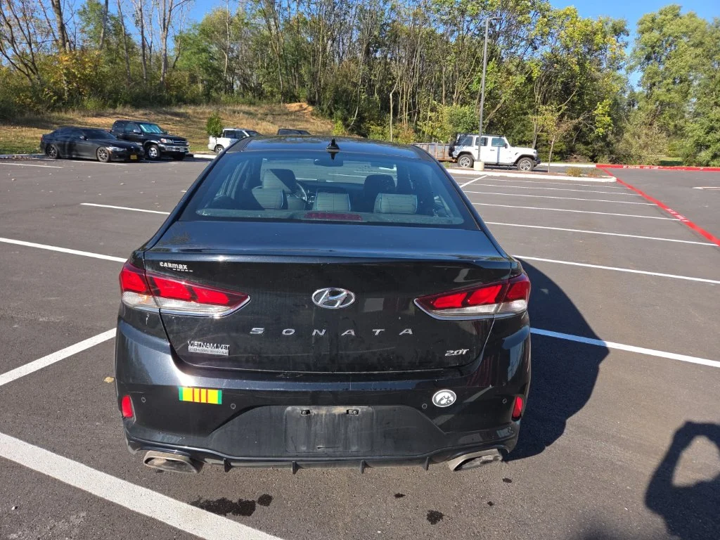 Used 2019 Black Hyundai Limited image 5