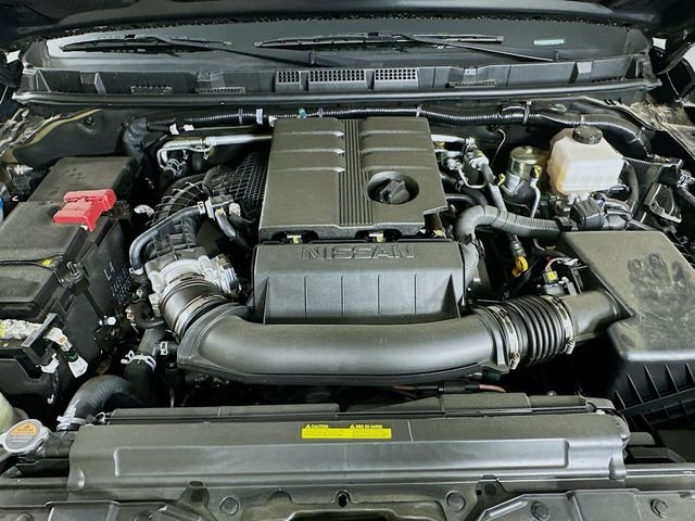 New 2026 Black Nissan PRO-X image 27