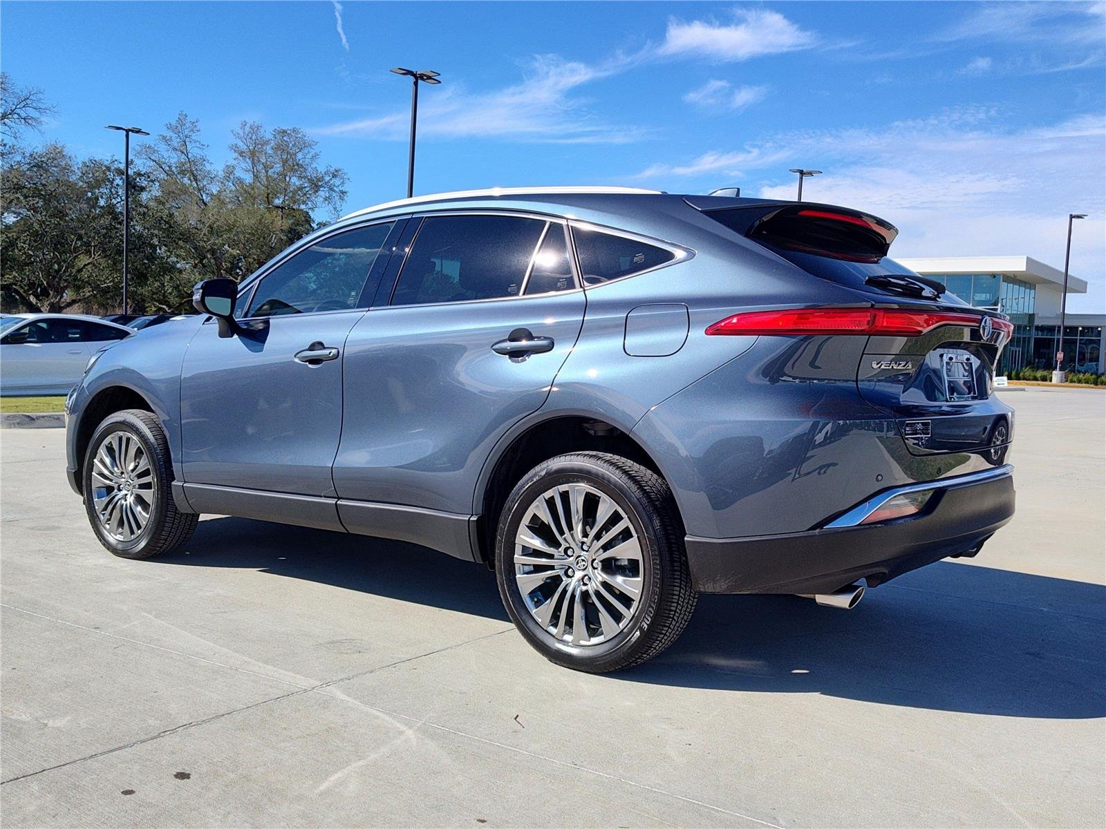 Used 2024 Coastal Gray Metallic Toyota XLE image 4