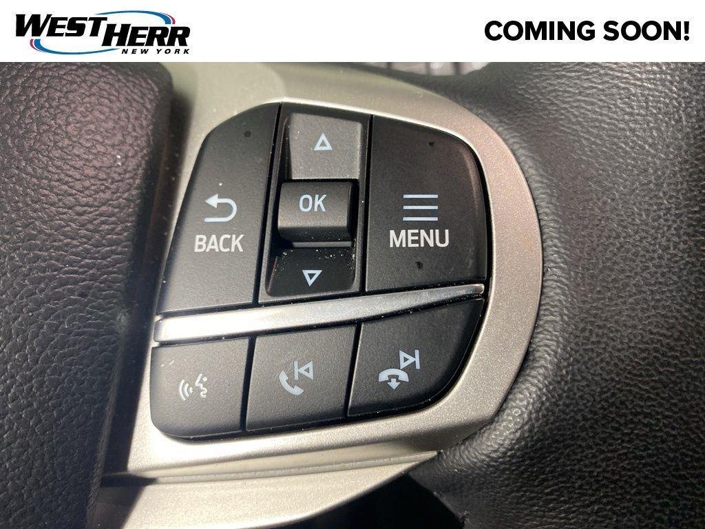 Used 2024 Silver Metallic Ford XLT image 12