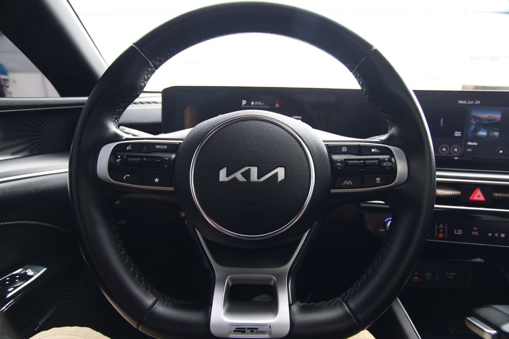 Used 2025 Gray Kia GT-Line image 19