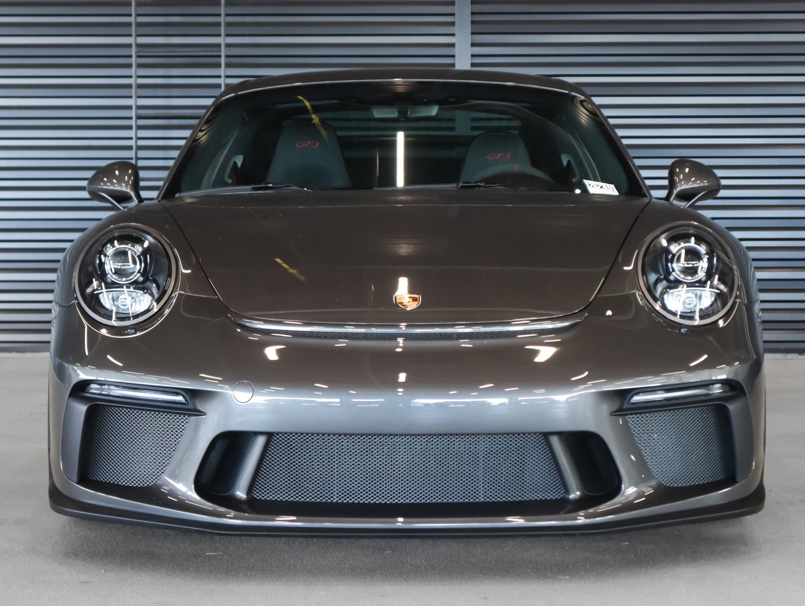 Used 2018 Agate Grey Metallic Porsche GT3 Coupe image 8