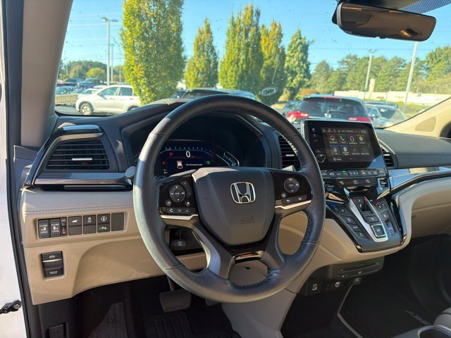 2024 Honda Odyssey Elite - Photo 18