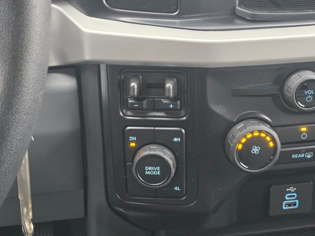 New 2026 White Ford XL image 27