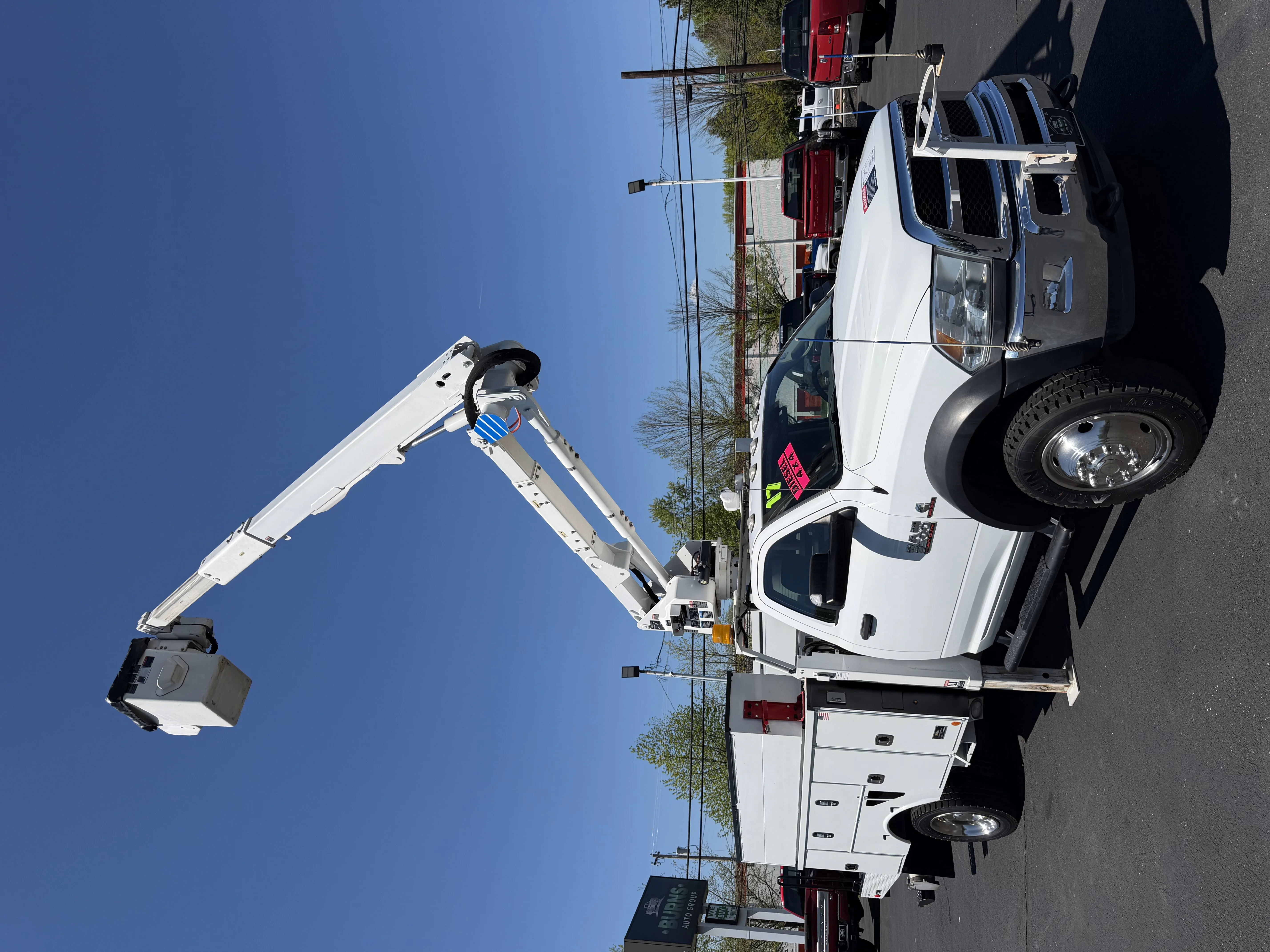 Used 2017 Bright White Clearcoat Ram  image 6