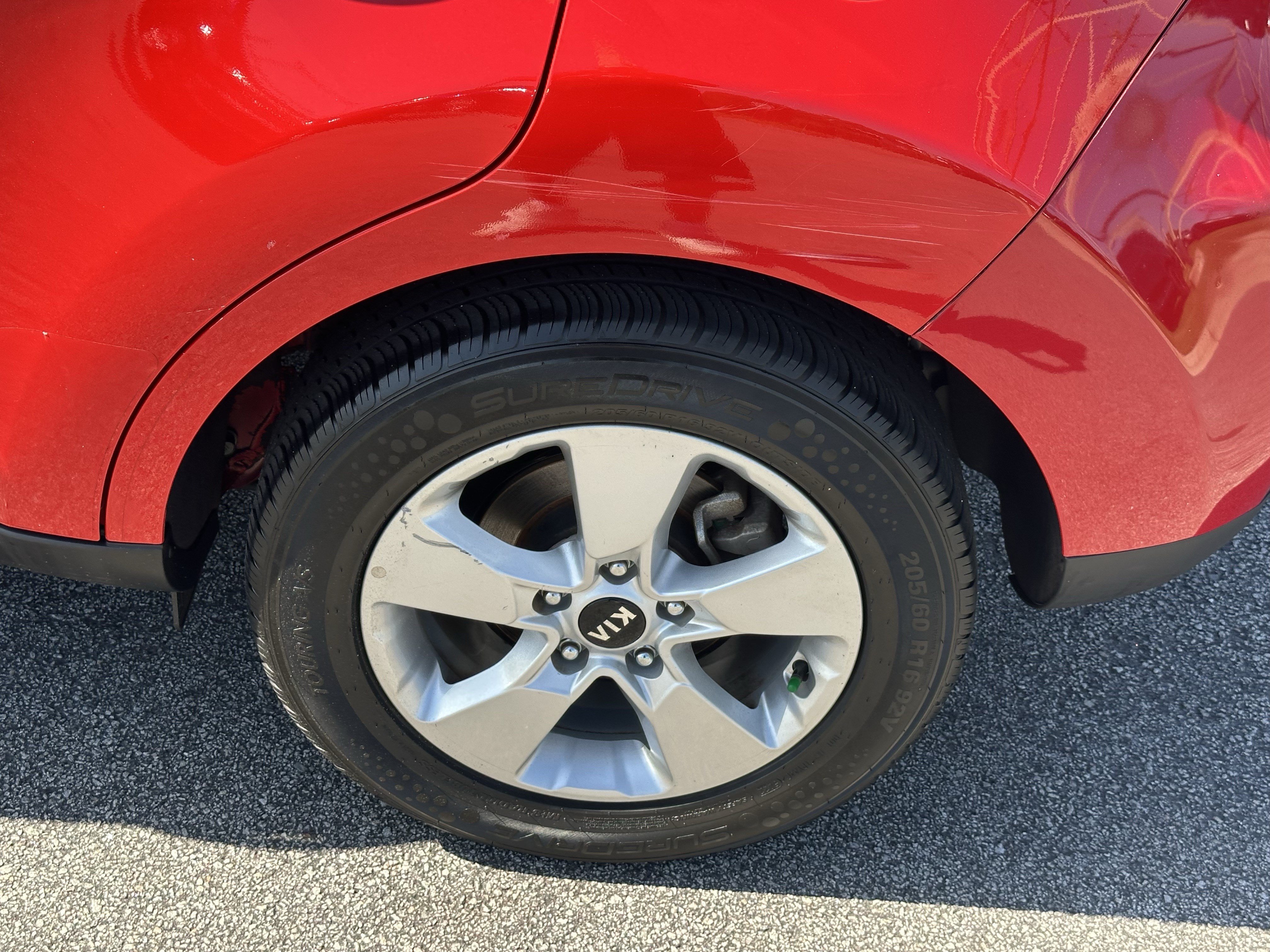 Used 2019 Inferno Red Kia Base image 18