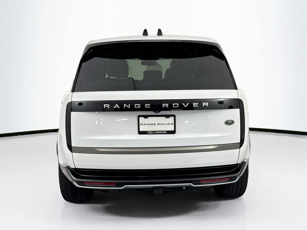 Certified Used 2023 White Land Rover SE image 6