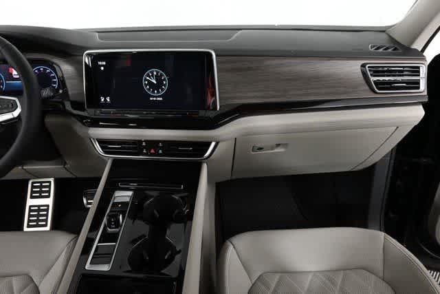 2025 Volkswagen Atlas SEL Premium R-Line - Photo 18