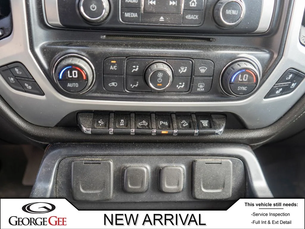Used 2016 Gray GMC SLT image 22