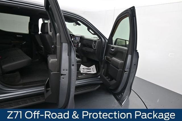 Used 2021 Gray Chevrolet RST image 12