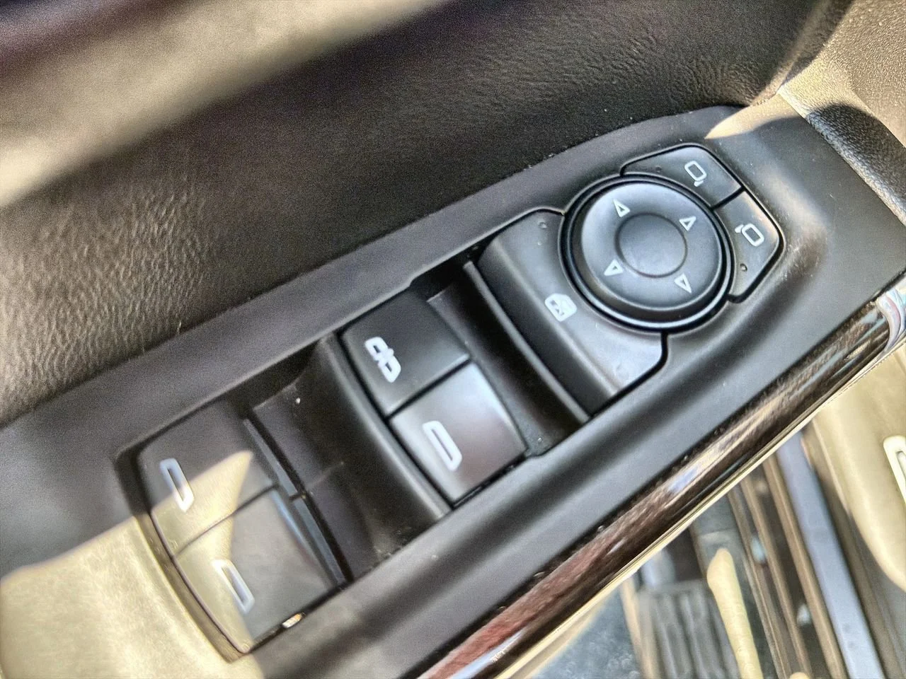 Used 2021 Oxford Brown Metallic Chevrolet LT Trail Boss image 19