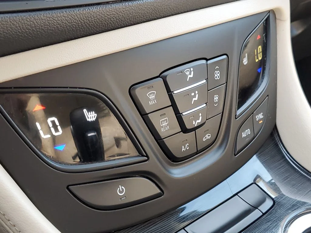 Used 2018 Purple Buick Preferred image 20