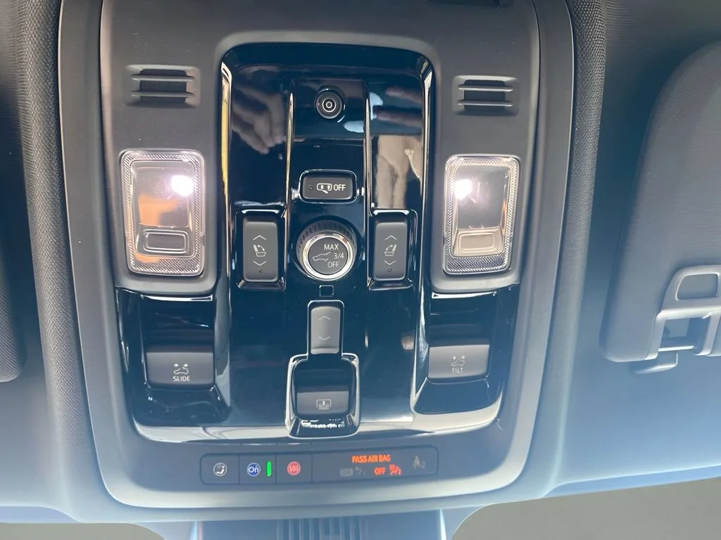 New 2026 Glacier White Tricoat GMC Denali Ultimate image 28