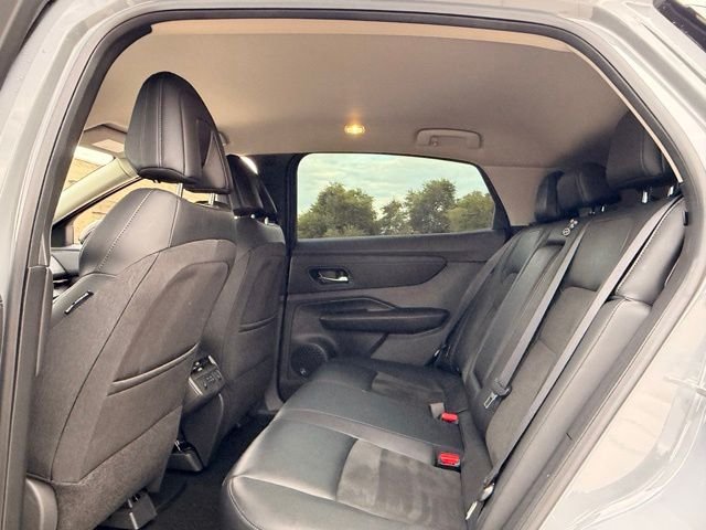 Used 2024 Diamond Pearl Nissan ENGAGE image 13