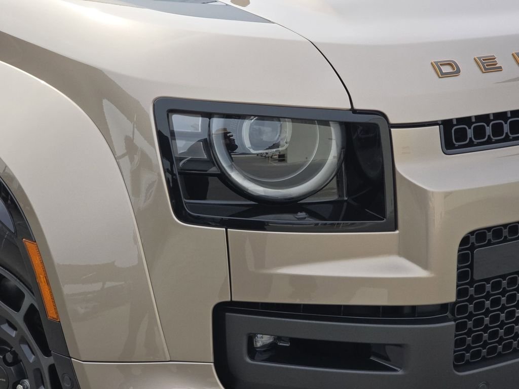 New 2026 Petra Copper LAND ROVER OCTA image 32