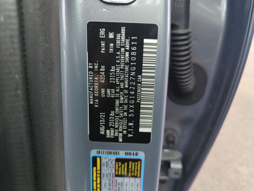 Used 2022 Silver Kia LXS image 38