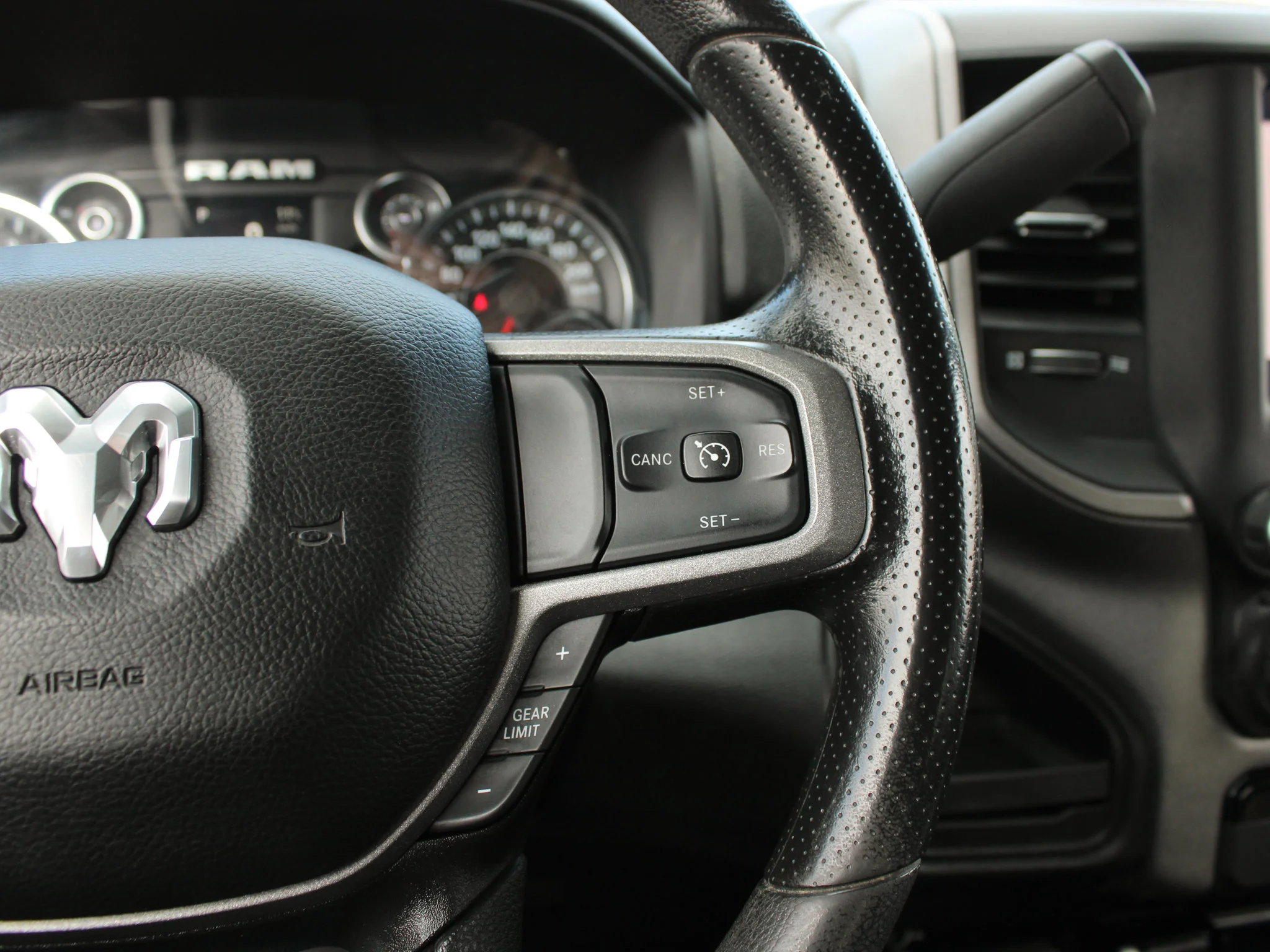 Certified Used 2023 Black RAM Tradesman * No Accidents | Diesel | Rear Air Suspension | Bedliner | Apple CarPlay | Backup Camera image 21