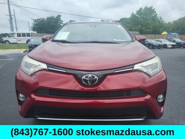 Used 2018 Red Toyota Limited image 12