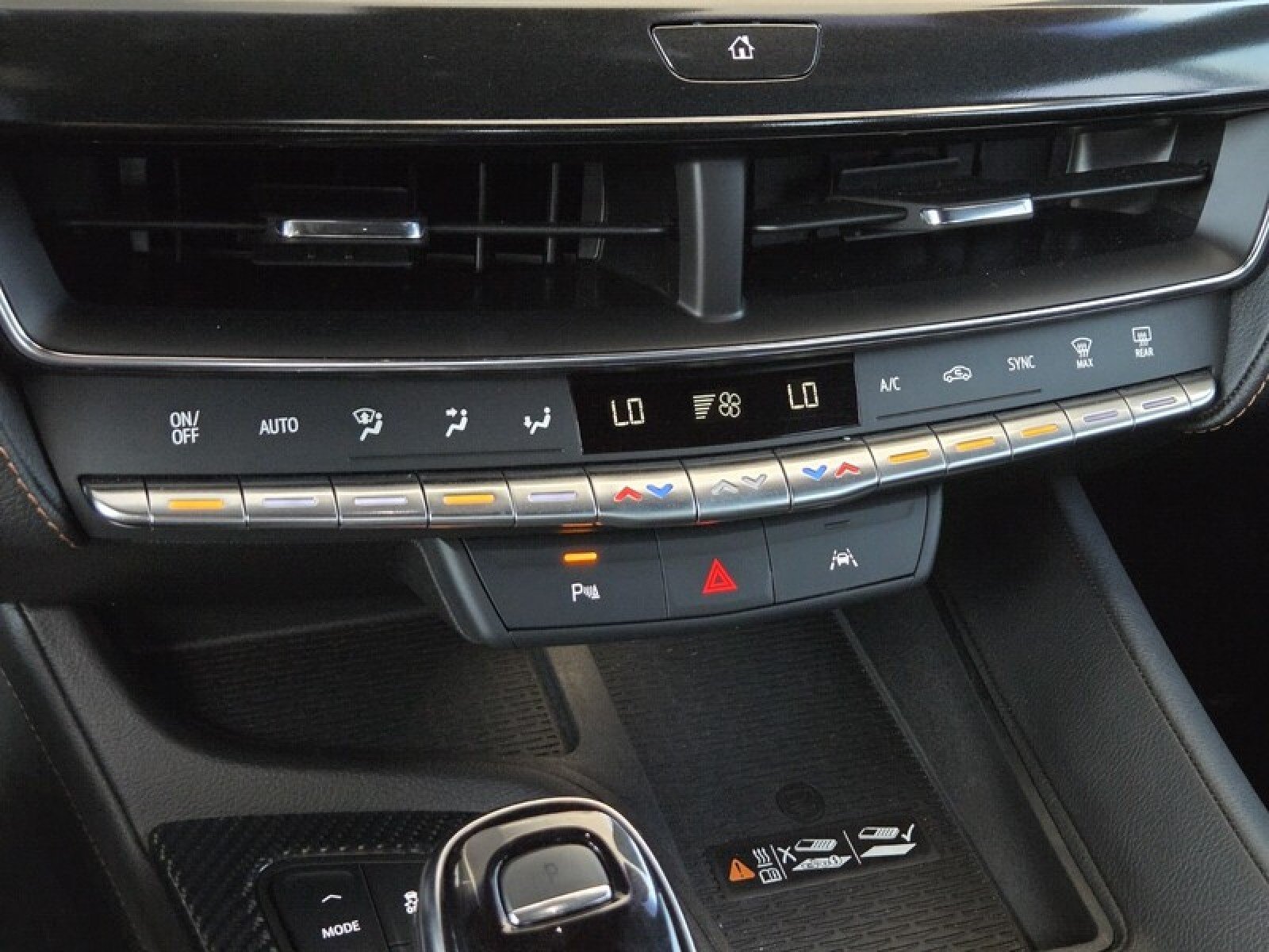 Used 2024 SILVER Cadillac 4dr Sdn Sport image 32