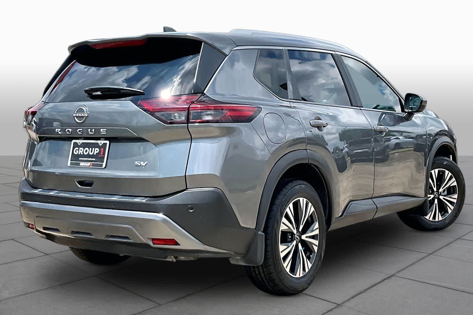 Certified Used 2023 Gun Metallic Nissan SV image 12