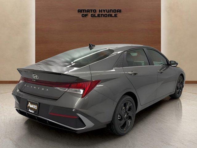 New 2026 Gray Hyundai SEL Sport Premium image 5