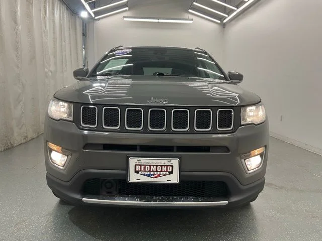 Used 2021 Gray Jeep Limited image 3