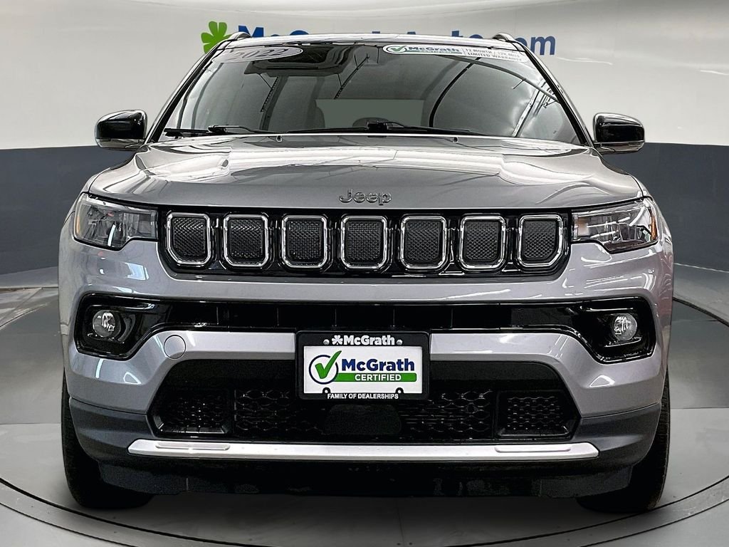 Used 2022 Silver Jeep Limited image 5