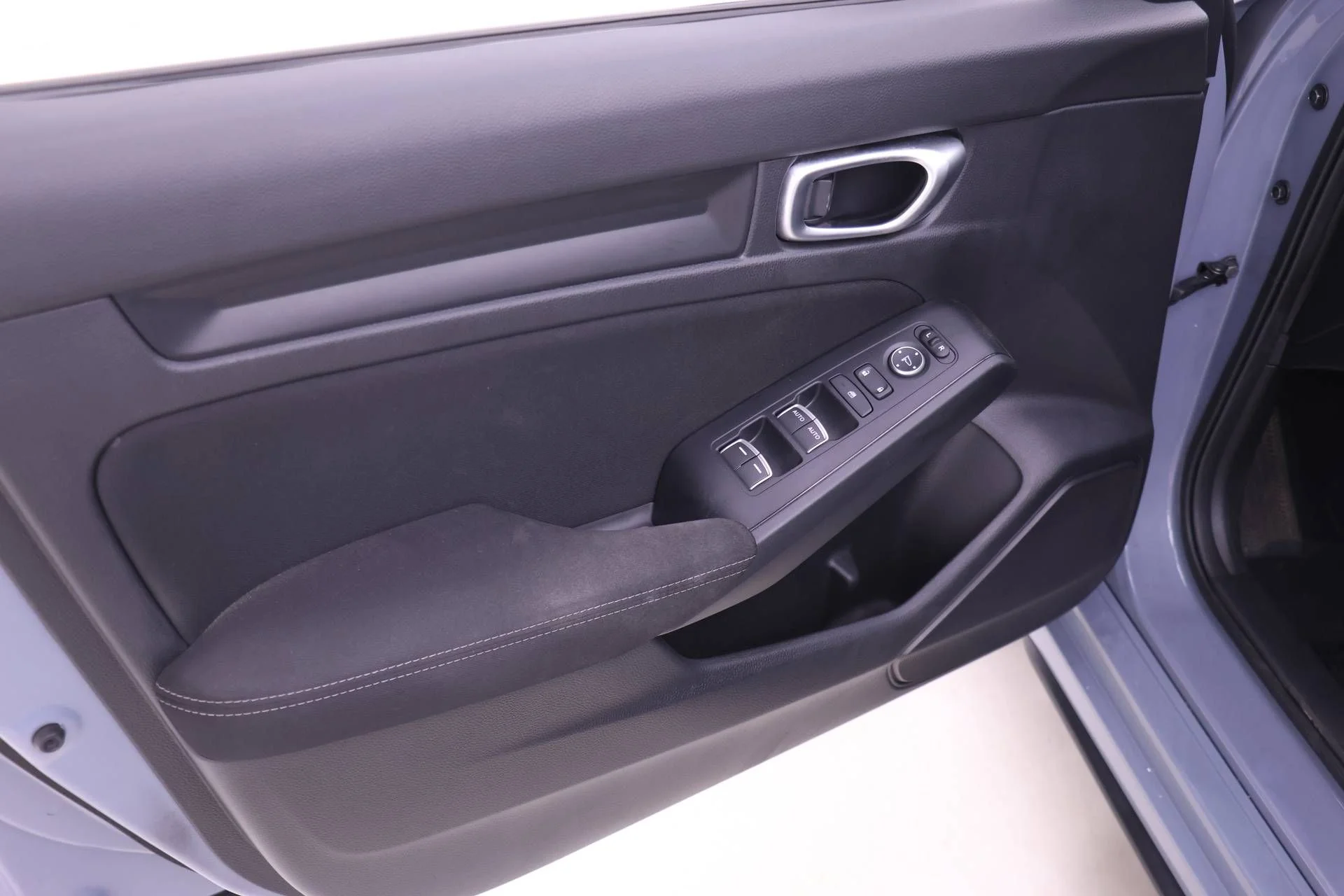 Certified Used 2023 Sonic Gray Pearl Honda Sport image 10