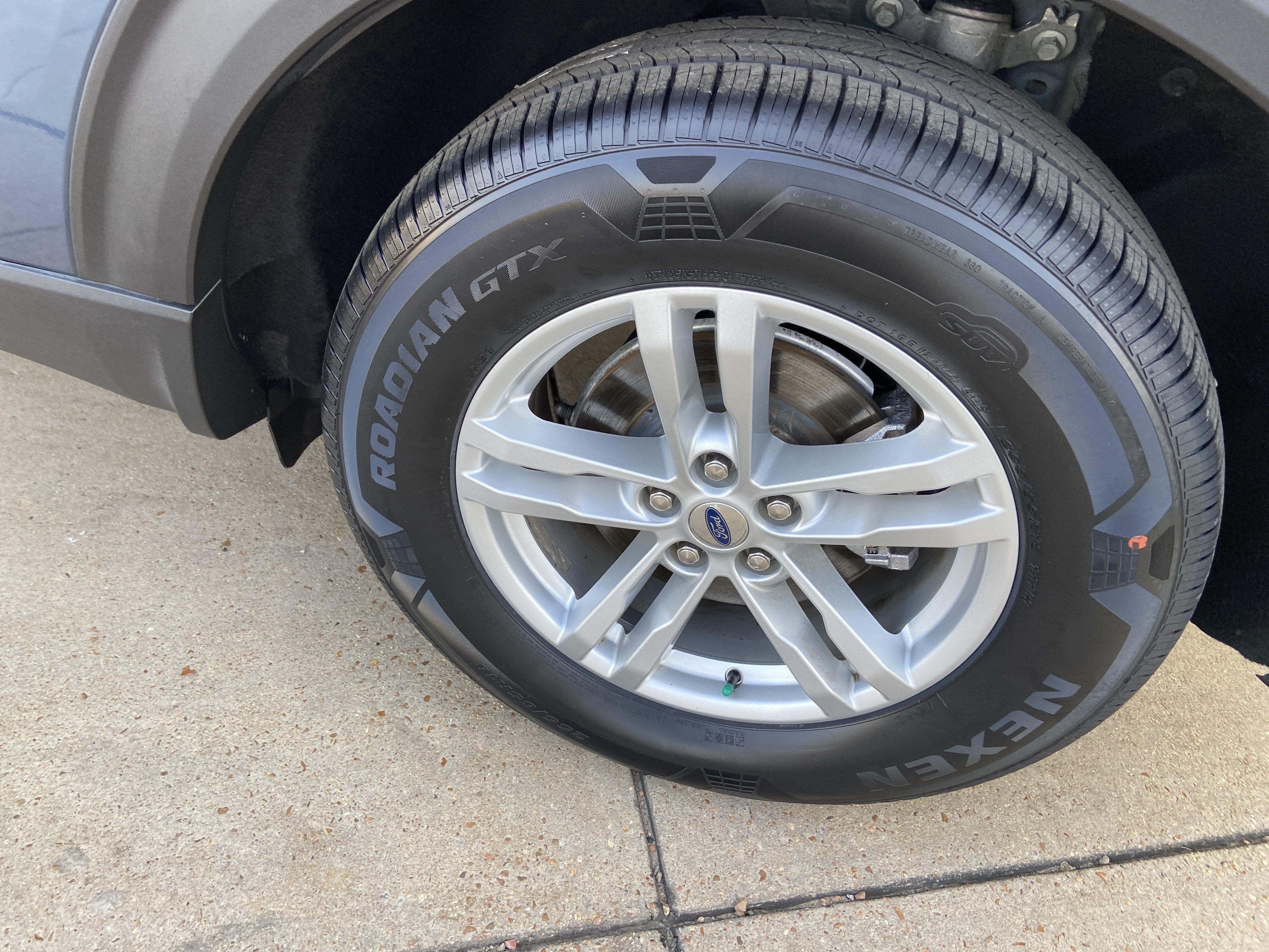 Used 2020 Blue Metallic Ford XLT image 30