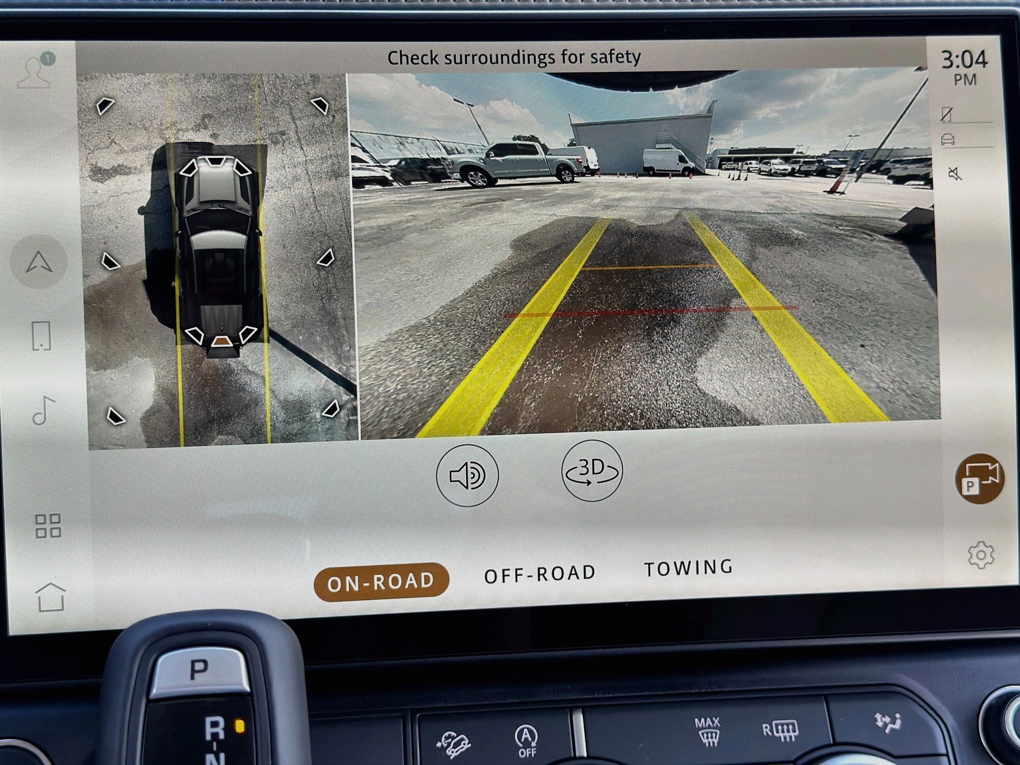 New 2026 Santorini Black LAND ROVER X-Dynamic SE image 32