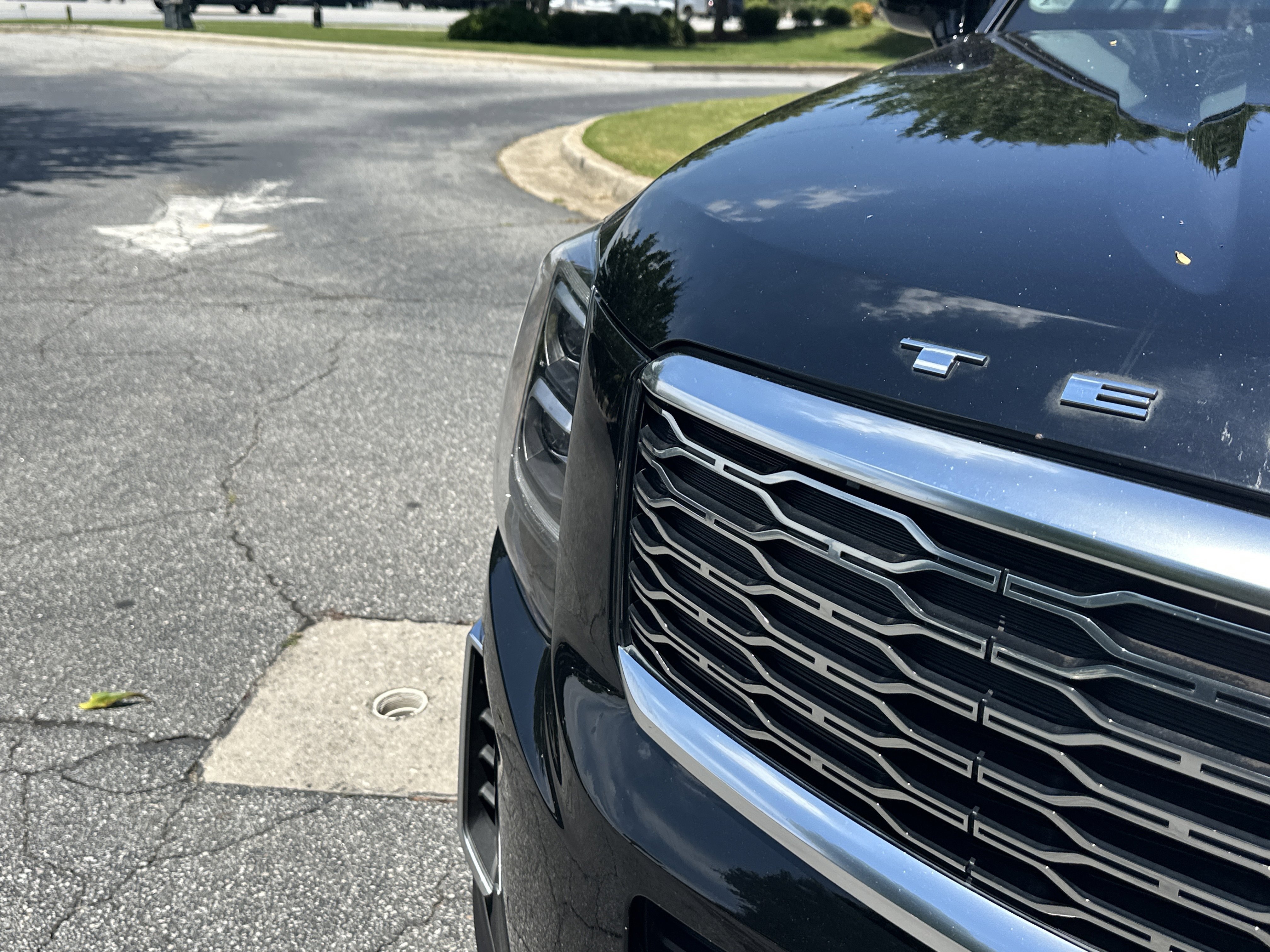 Certified Used 2020 Ebony Black Kia SX image 12