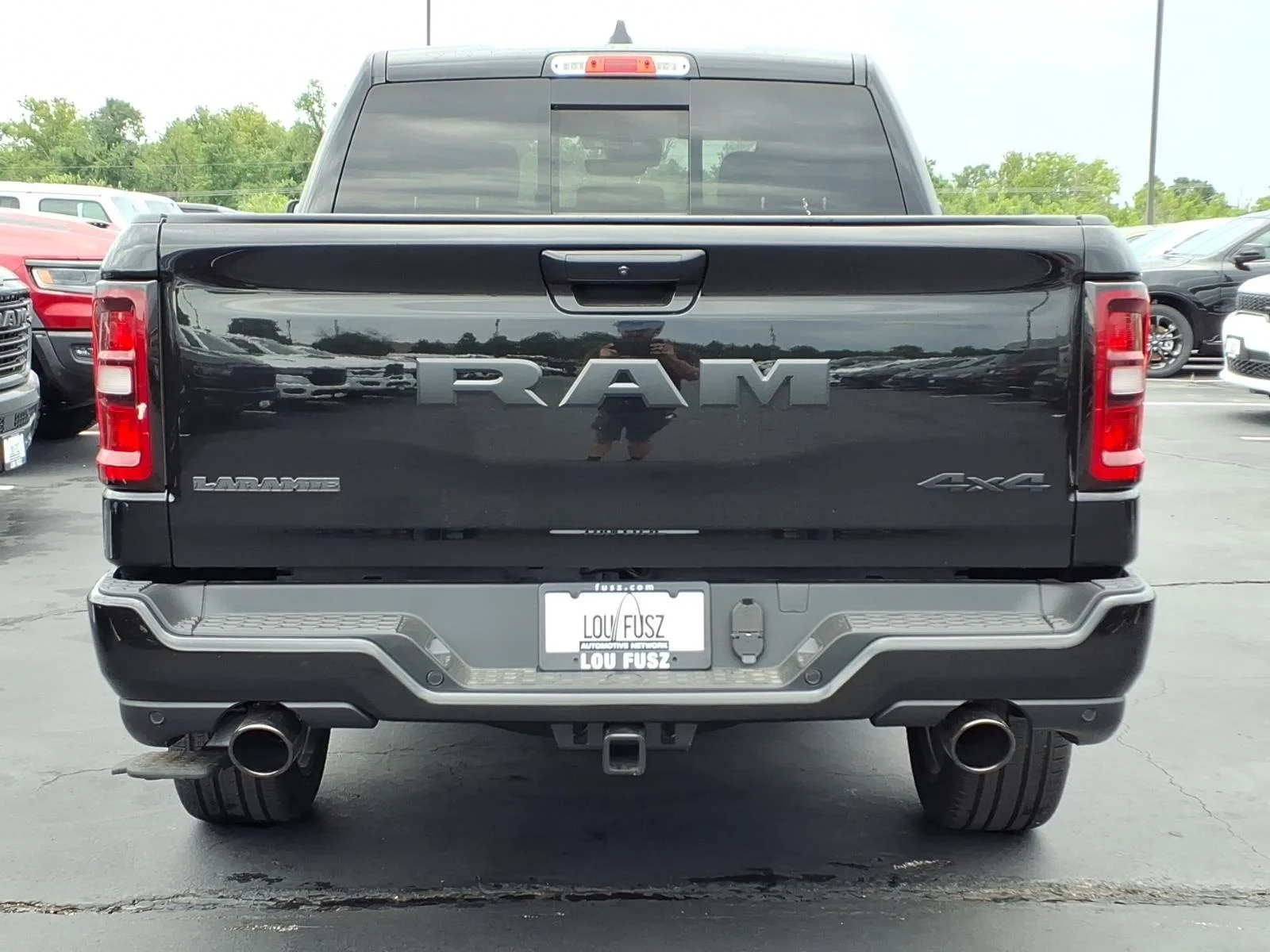 New 2026 Diamond Black Crystal Pearl-Coat Exterior Paint RAM Laramie image 18
