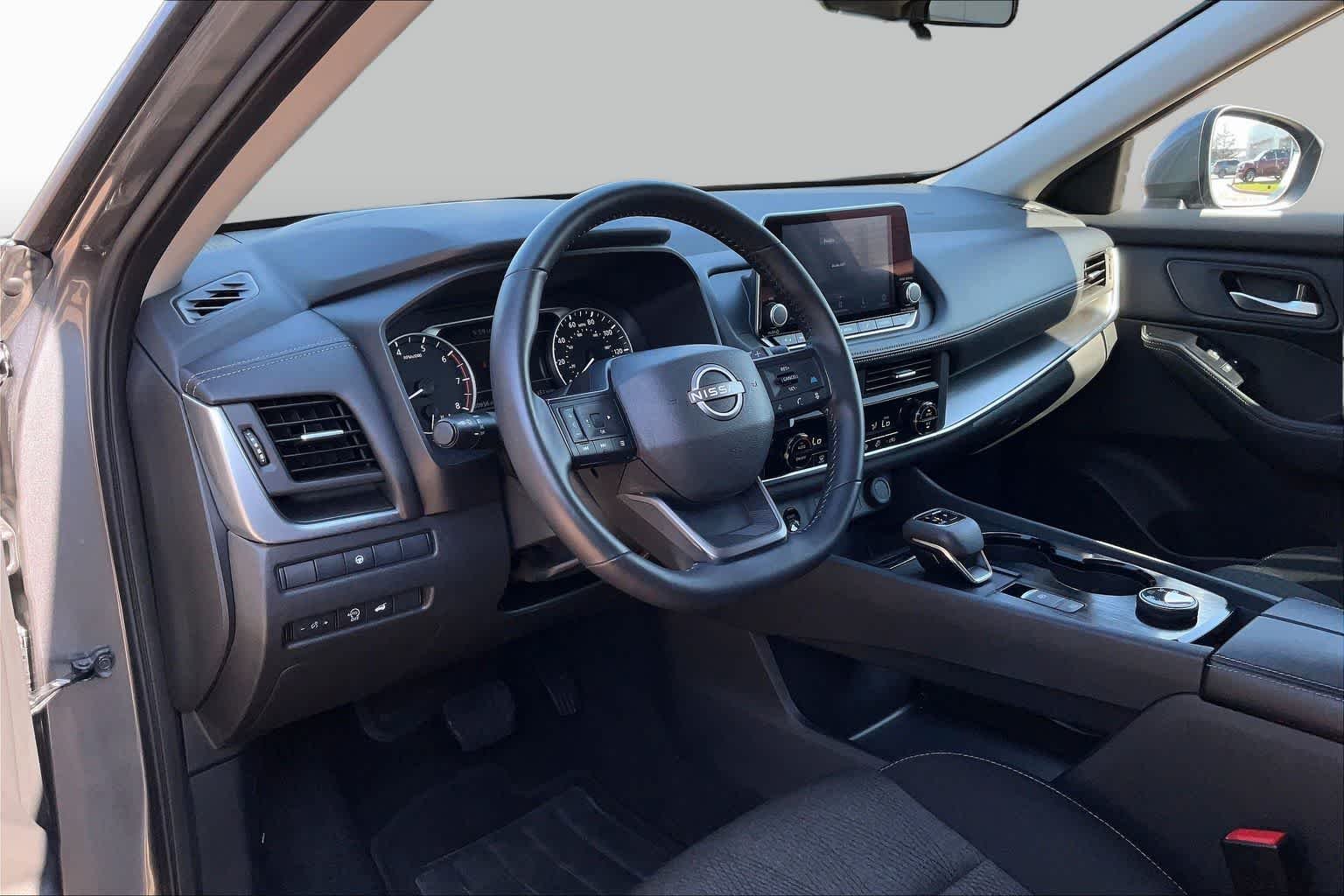 Used 2025 Gun Metallic Nissan SV image 15