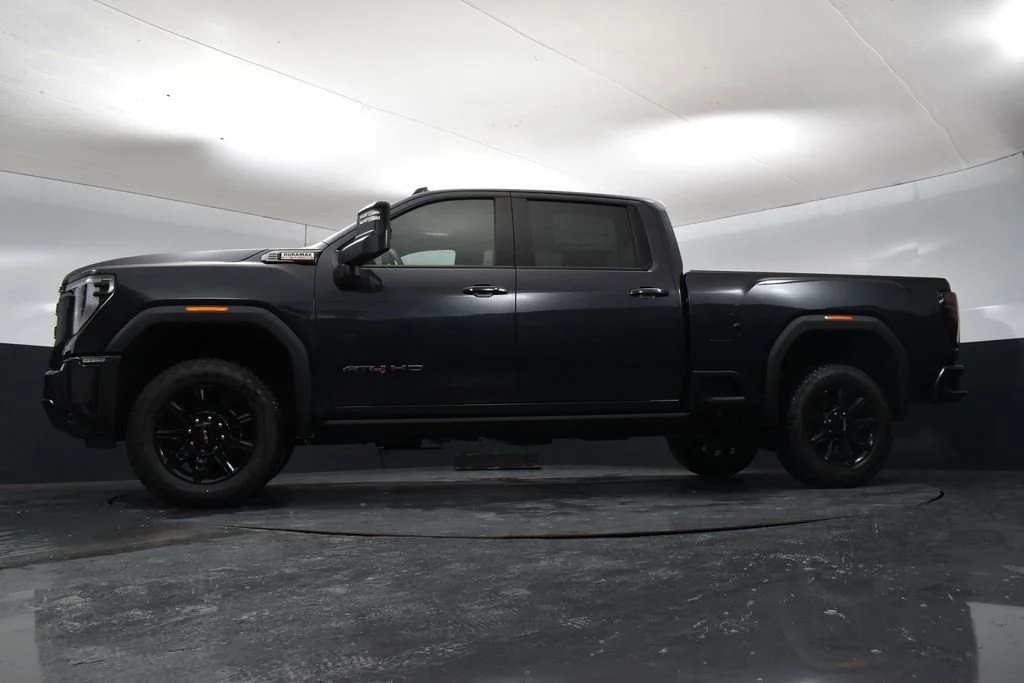New 2026 Titanium Rush Metallic GMC AT4 image 27