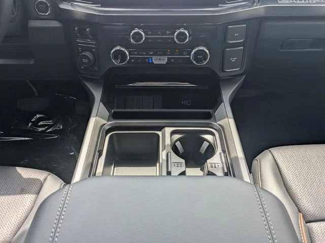 New 2026 Star White Metallic Tri-Coat Ford F-250® Lariat® image 19