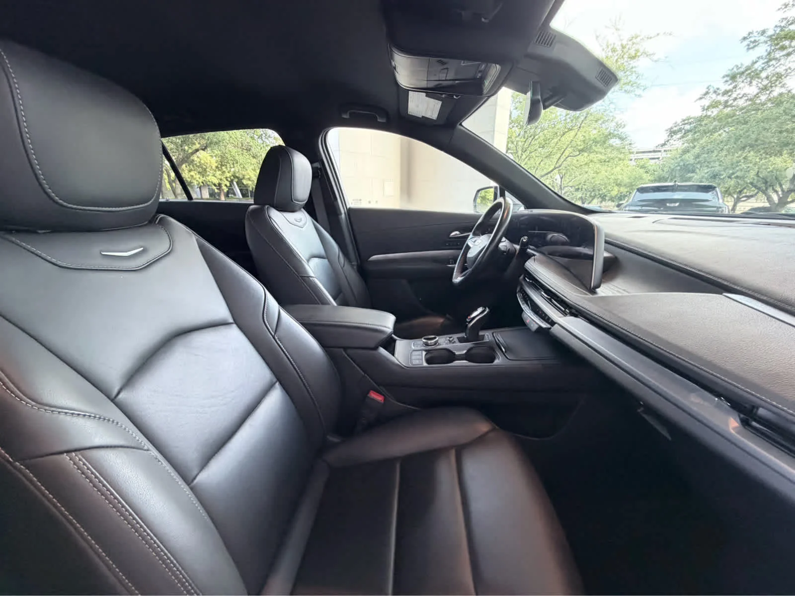 2025 Cadillac XT4 Premium Luxury - Photo 17