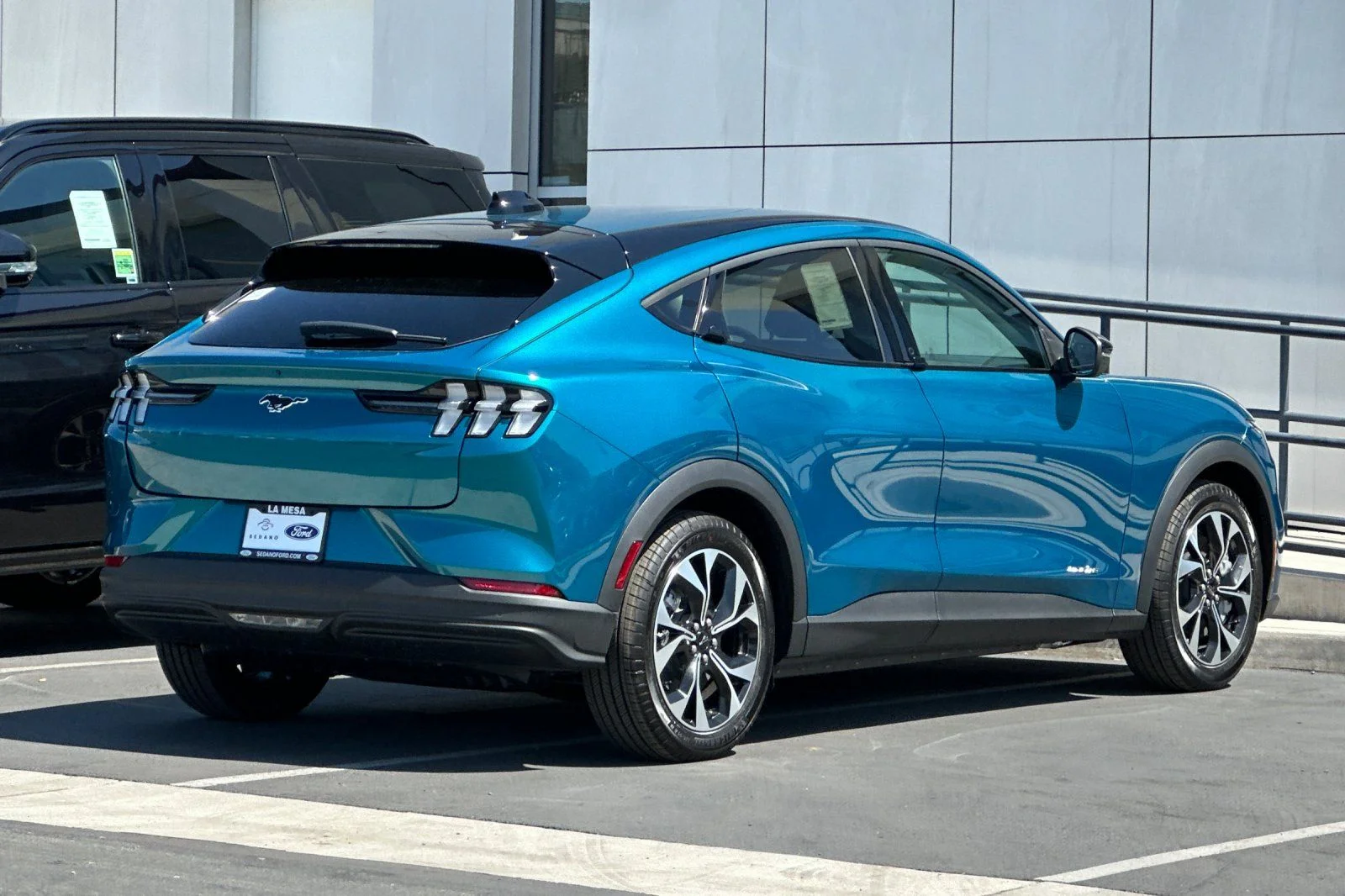 New 2026 Adriatic Blue Metallic Ford Select image 3