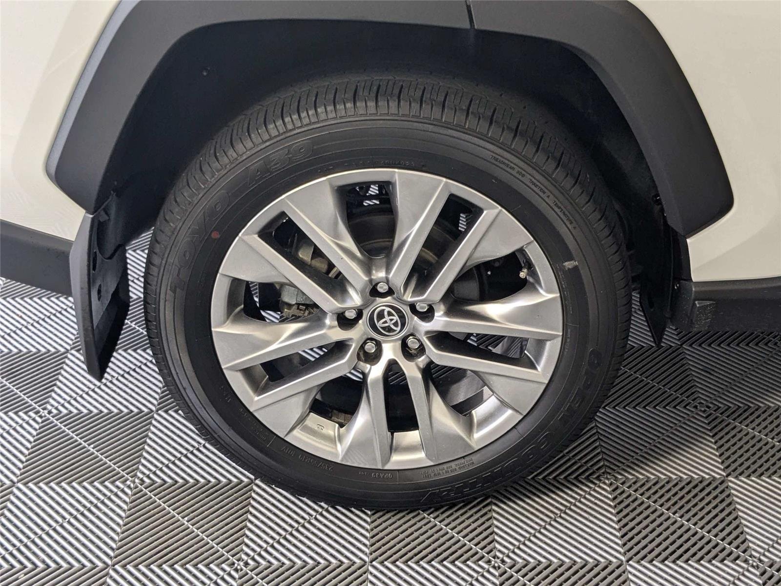 Certified Used 2024 Wind Chill Pearl Toyota Limited image 11