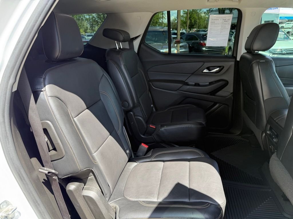 Used 2018 Summit White Chevrolet 3LT image 18