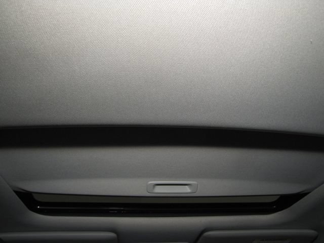 Used 2015  Honda EX image 16