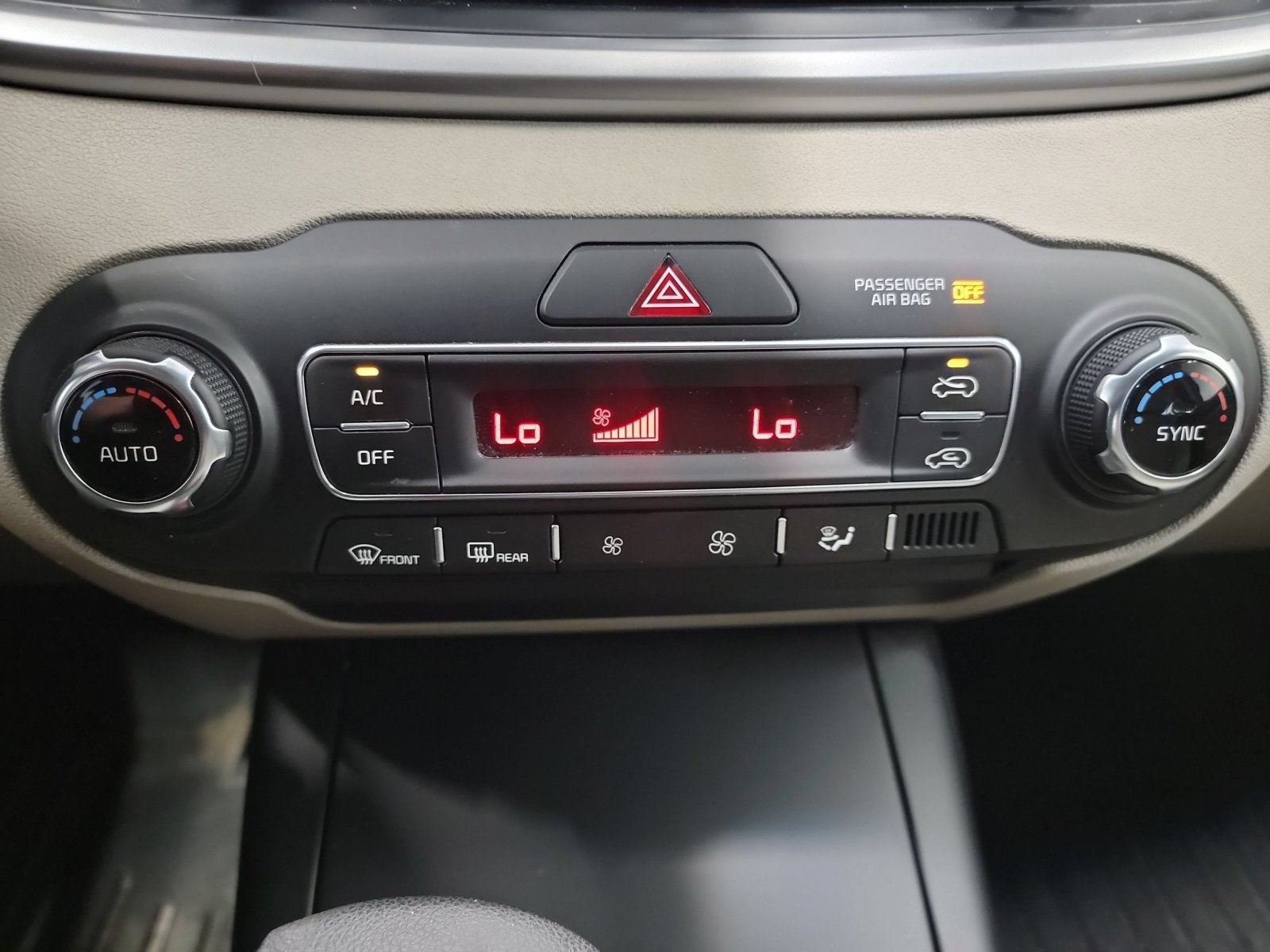 Used 2019 Blaze Blue Kia LX V6 image 20