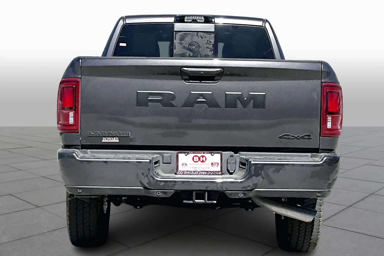 New 2026 Granite Crystal Metallic Clear-Coat Exterior Paint RAM Laramie image 5