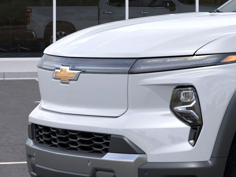 2026 Chevrolet Silverado EV LT - Photo 13