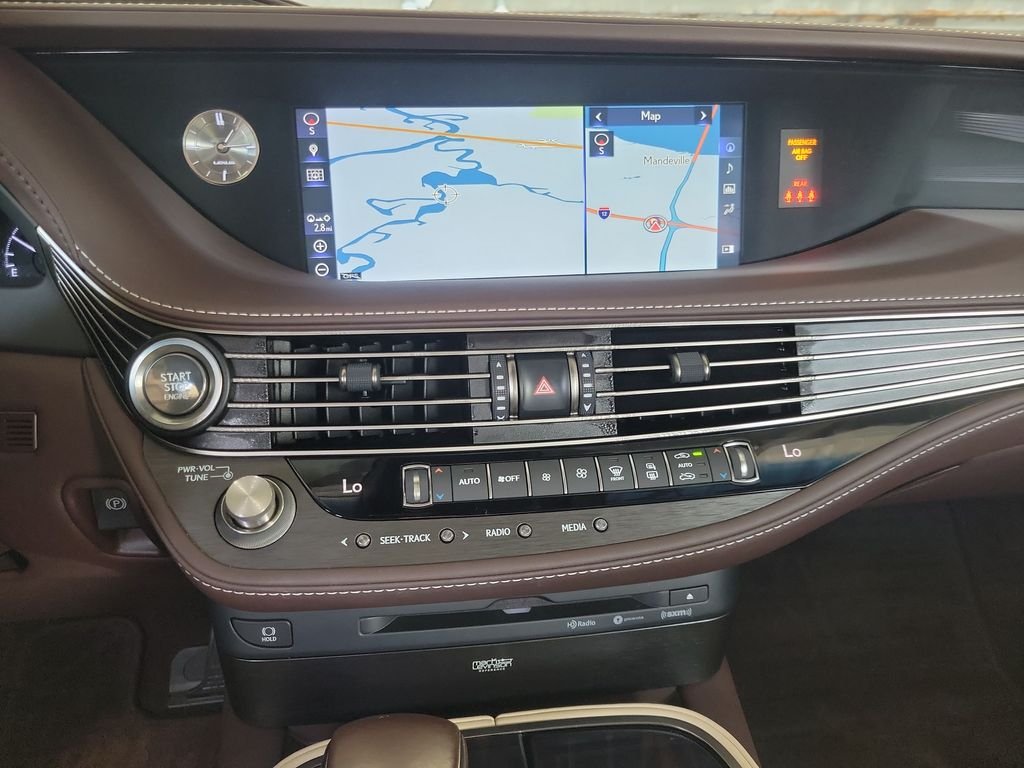 Used 2018 White Lexus 500 Base image 32