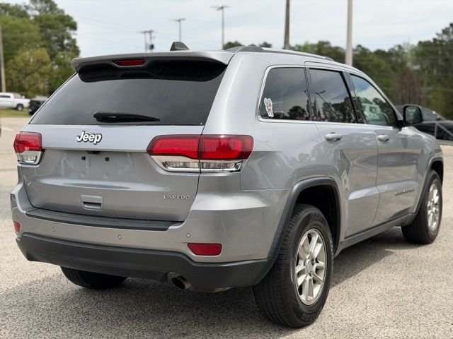 Used 2020 Silver Jeep Laredo E image 8
