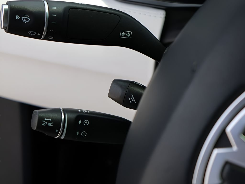 Used 2020 Solid Black Tesla Long Range image 32