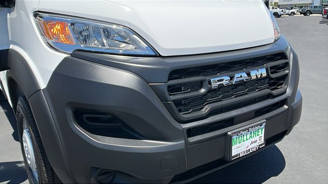 New 2026 Bright White Clearcoat RAM Tradesman image 11