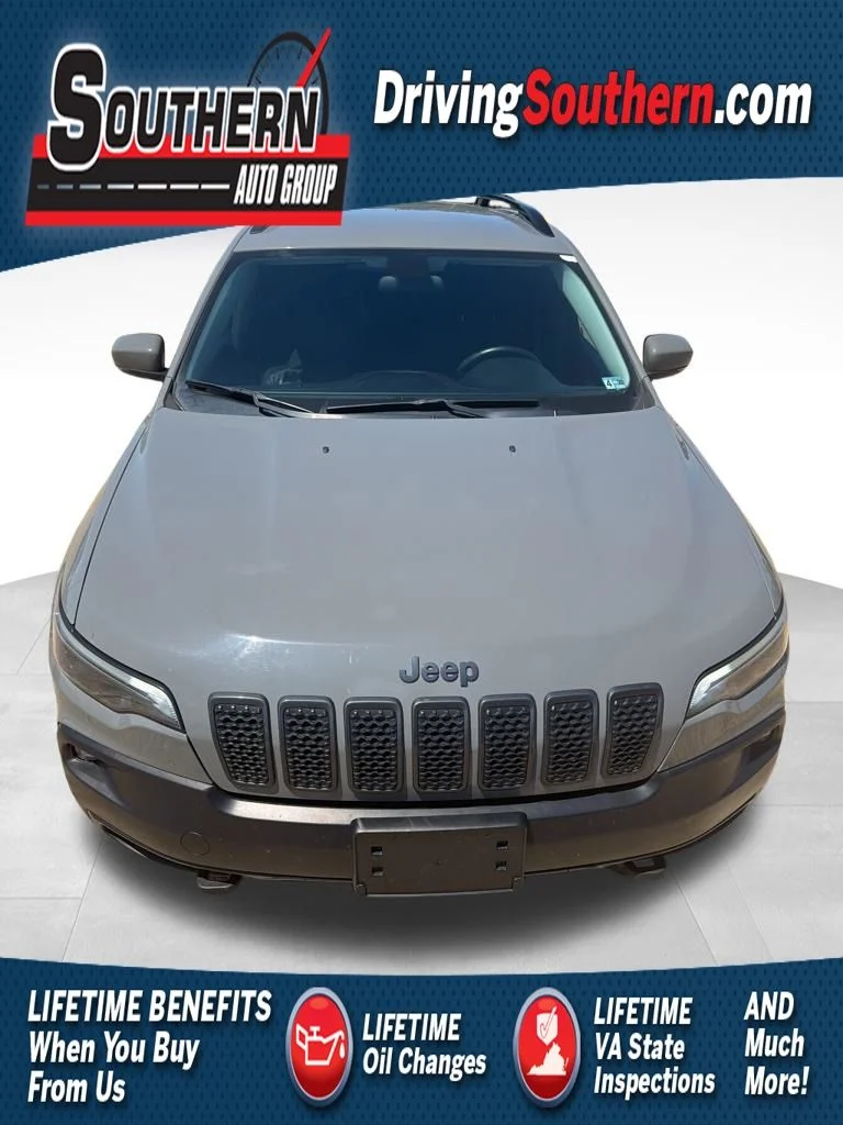 2019 Jeep Cherokee Upland 4X4's photo